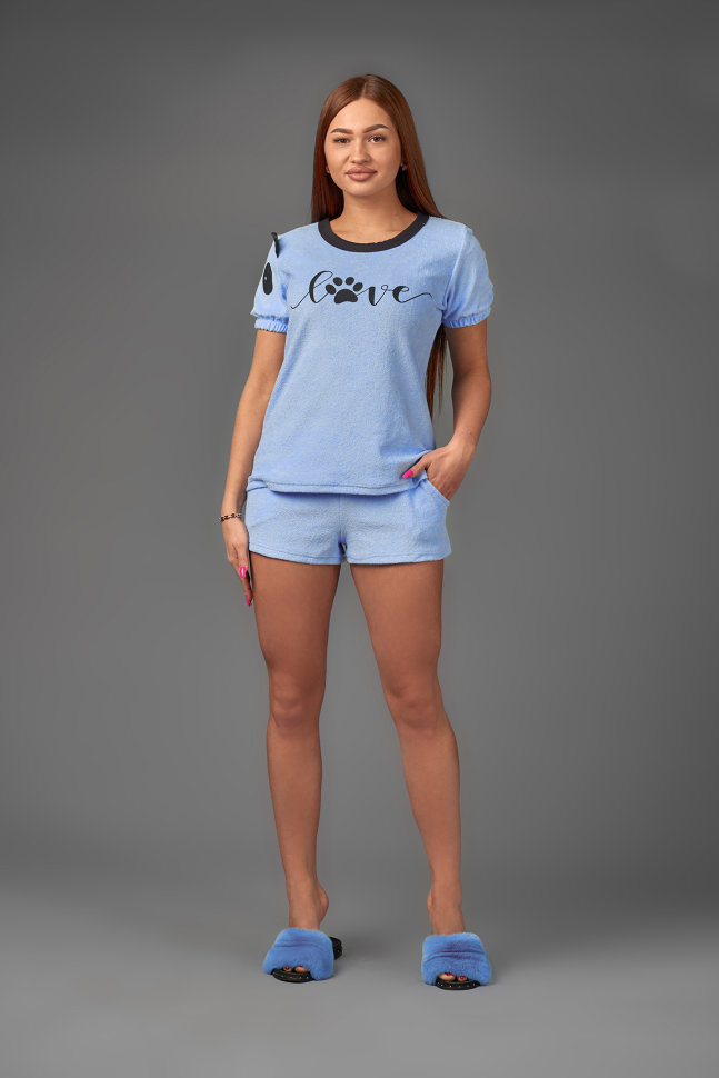 Фото товара 18146, голубой костюм с шортами